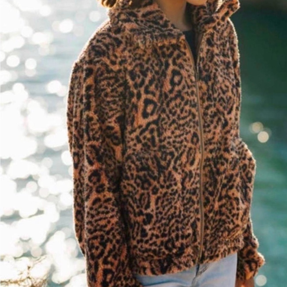 Women’s Billabong Sherpa Zip Up - Picture 7 of 7